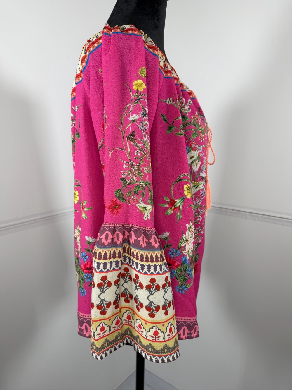 Umgee Pink Floral Boho Off Shoulder Tassel Peasant Blouse Top Size Small - Picture 2 of 6